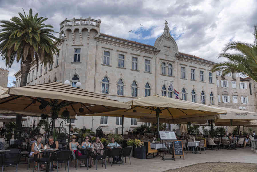 Croacia - Trogir 27 - Escuela Primaria Petar Berislavic